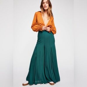 Free People Parisian Wide-Leg Pants in Sea Green. Size Small